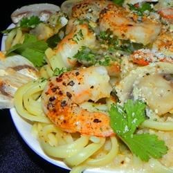 Garlic Shrimp Linguine