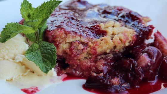 Don't Go Heatin' the House Gluten Free Fresh Cherry Crumble