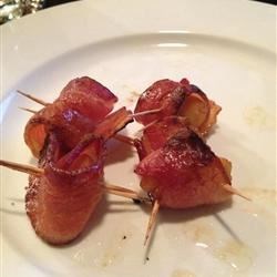 Marinated Scallops Wrapped in Bacon