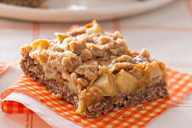 Caramel Apple Crisp Bars