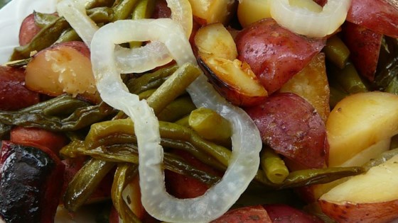 Grilled Sausage with Potatoes and Green Beans