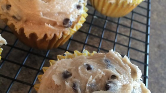 Chocolate Chip Cookie Dough Frosting