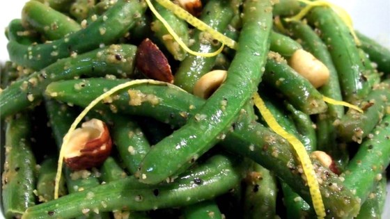 Green Beans with Hazelnuts and Lemon