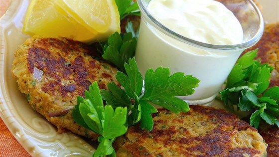 Scrumptious Salmon Cakes