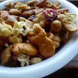 Cinnamon Snack Mix