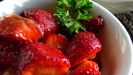 Sweet and Tart Strawberry Salad