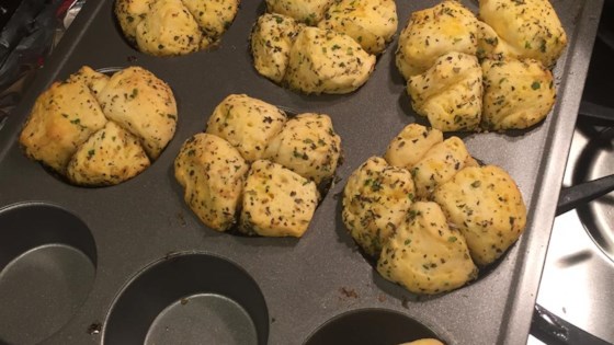 Garlic and Herb Pull Apart Bread