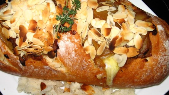 Baked Brie with Caramelized Pears, Shallots and Thyme