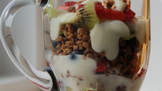 Summer Berry Parfait with Yogurt and Granola