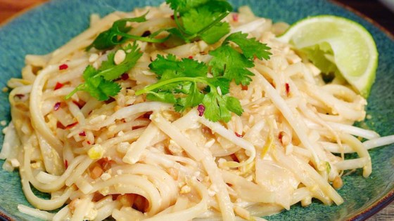 Easy Homemade Pad Thai